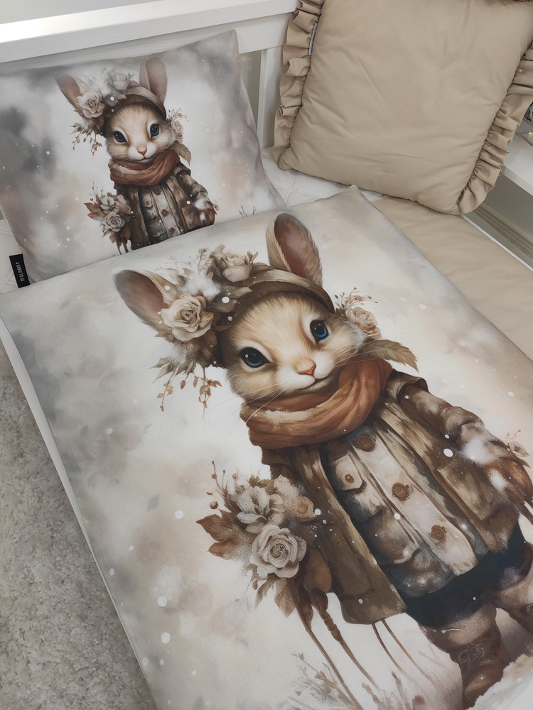 BAWEŁNIANA POŚCIEL DZIECIĘCA / KRÓLICZEK NA SPACERKU / 65 X 75 CM